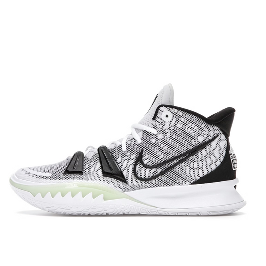 Kyrie 7
