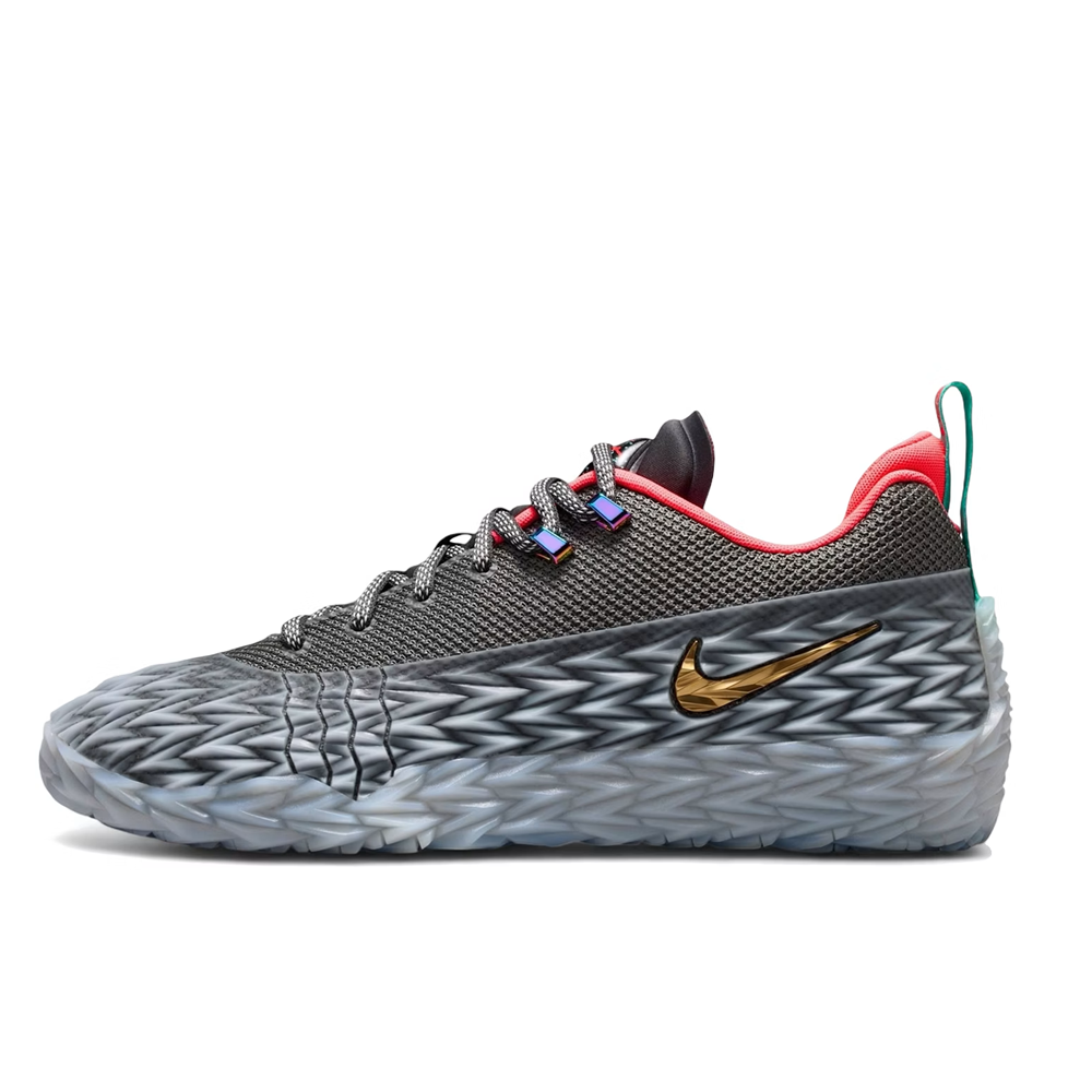 Nike ST Charge