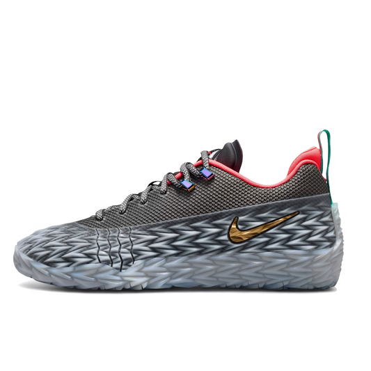 Nike ST Charge